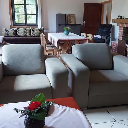 Holiday home Dom Na Mazurach Nad Jeziorem *